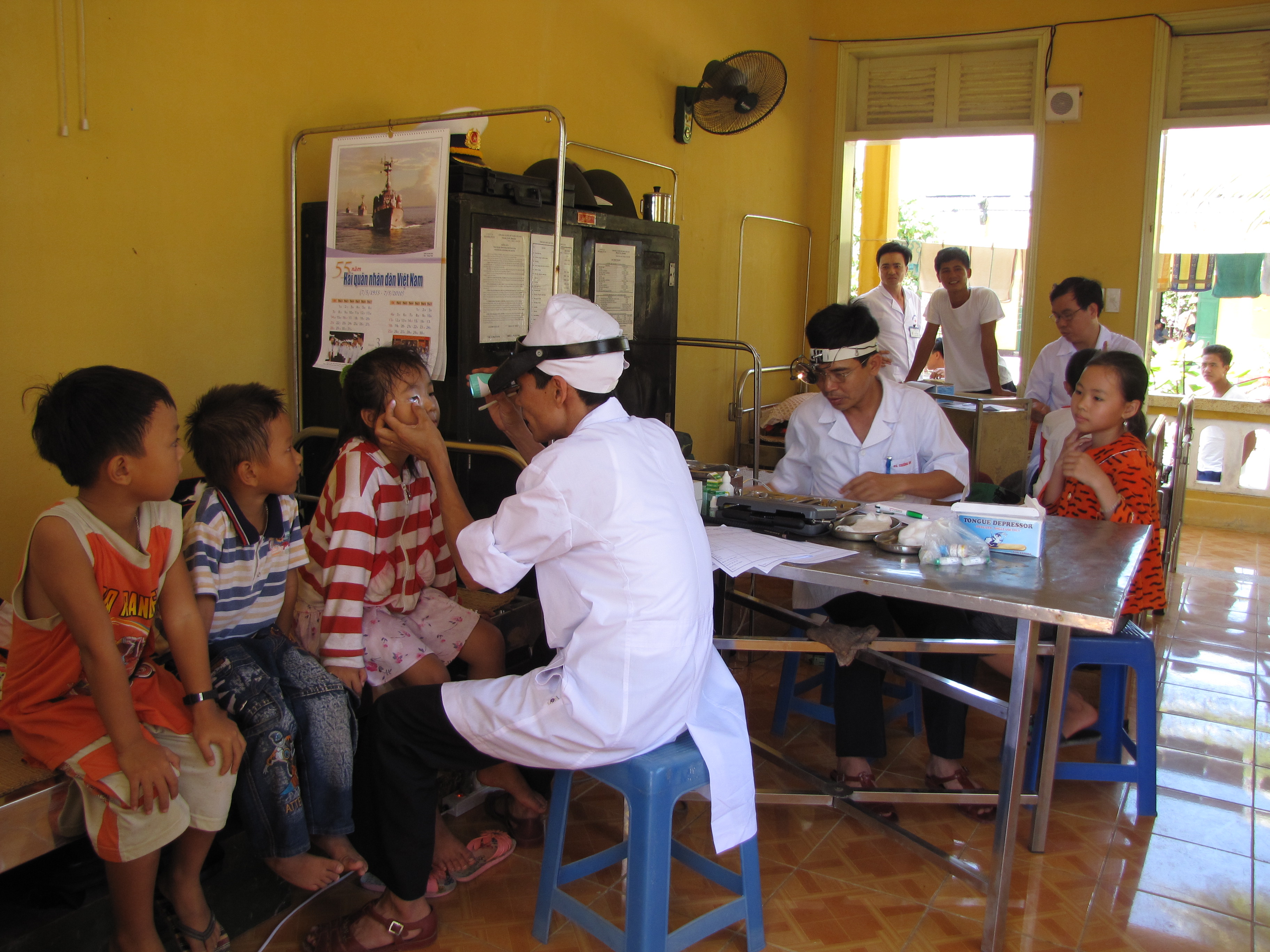 Điểm tựa để ngư dân vươn khơi, bám biển